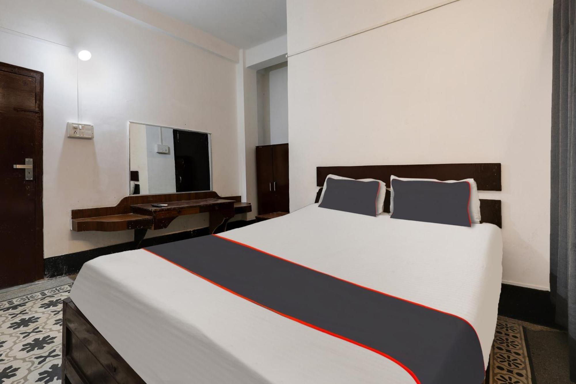 Spot On Hotel Nor' - East Guwahati Exteriör bild