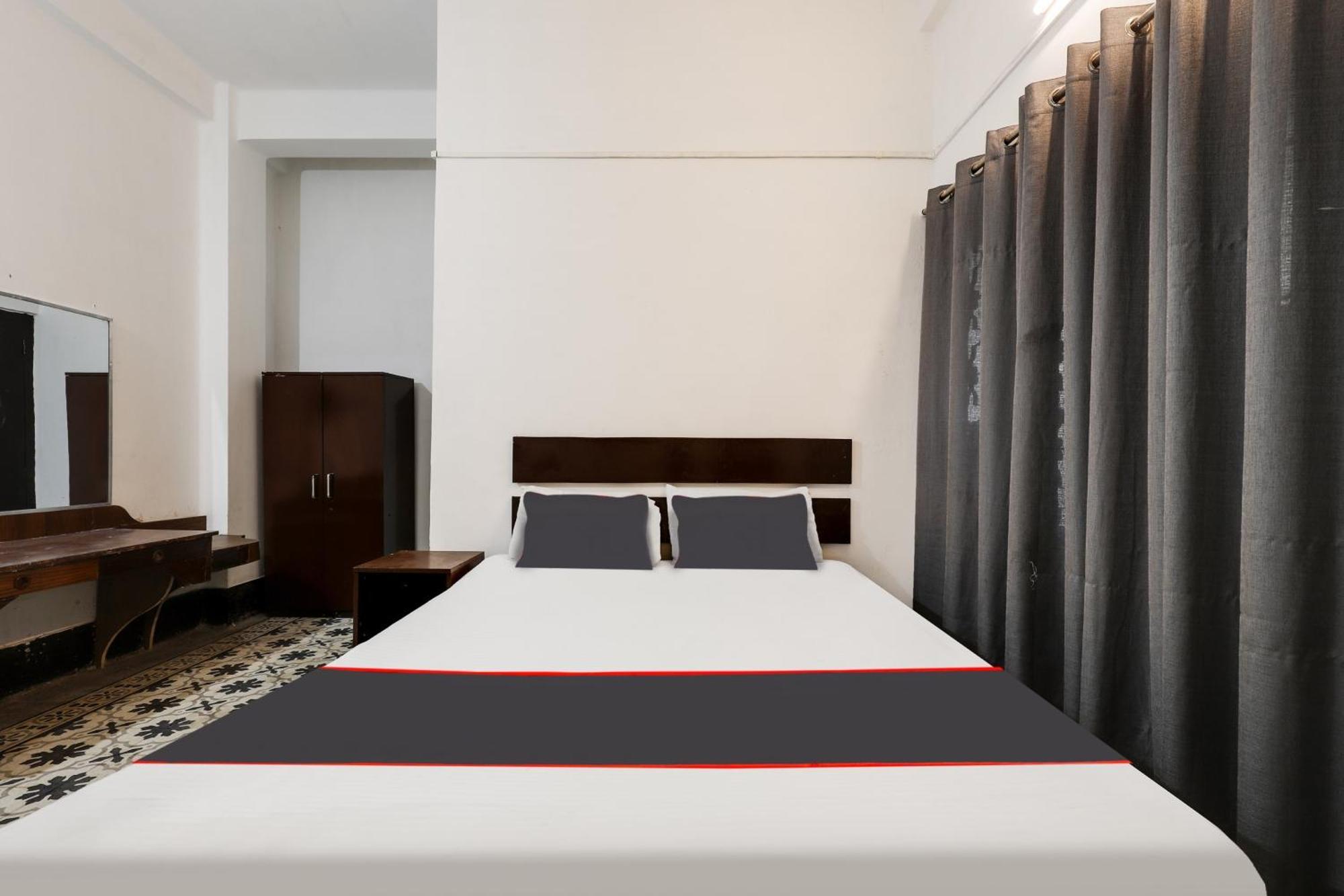 Spot On Hotel Nor' - East Guwahati Exteriör bild