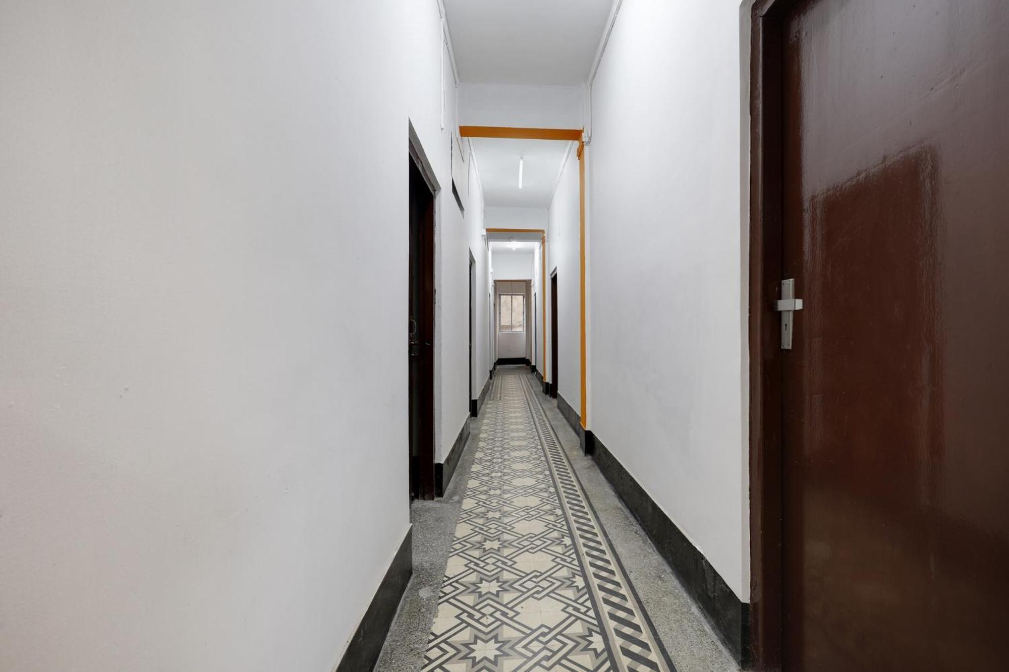 Spot On Hotel Nor' - East Guwahati Exteriör bild